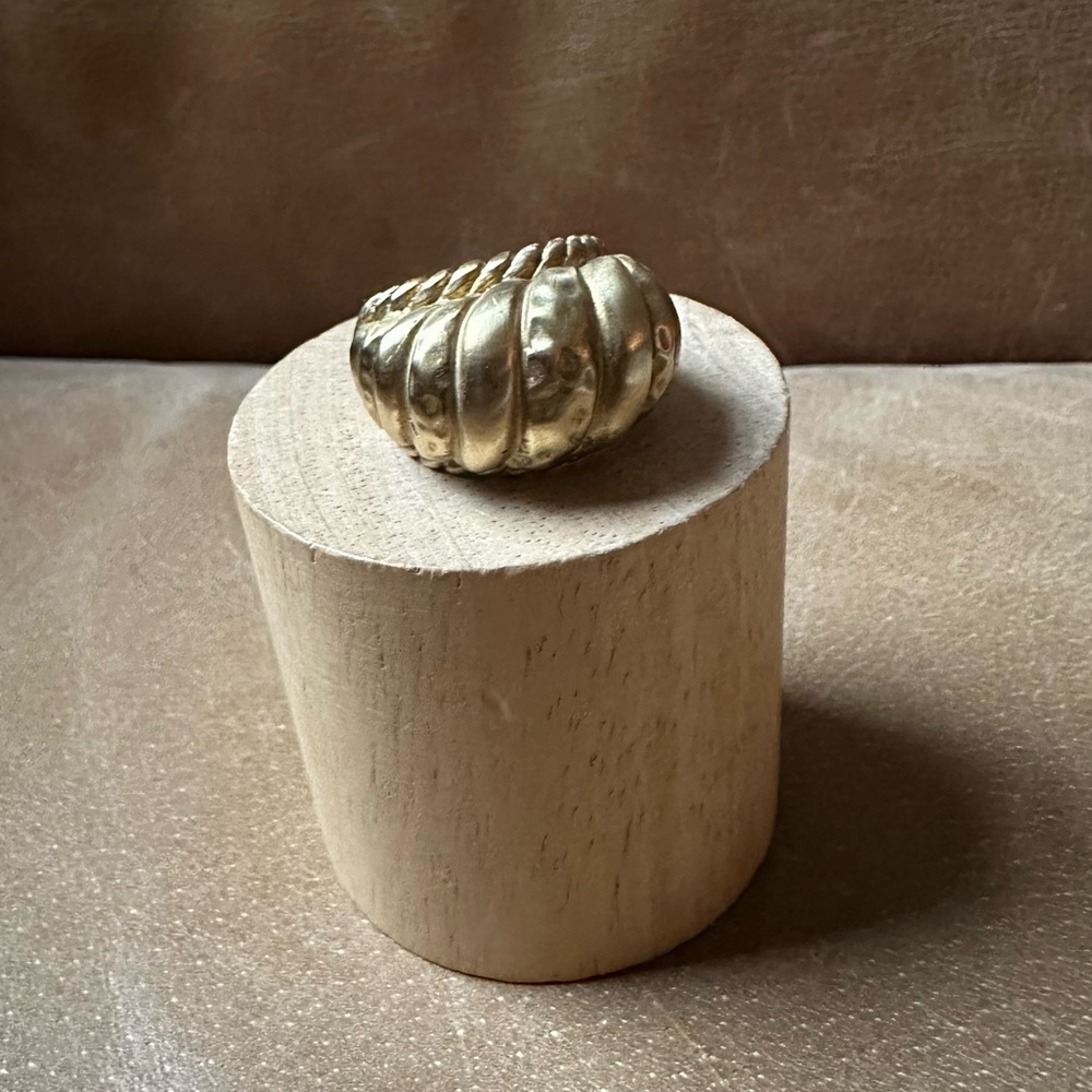 Chunky gold boho statement ring textured crossaint vintage 80s modern layering